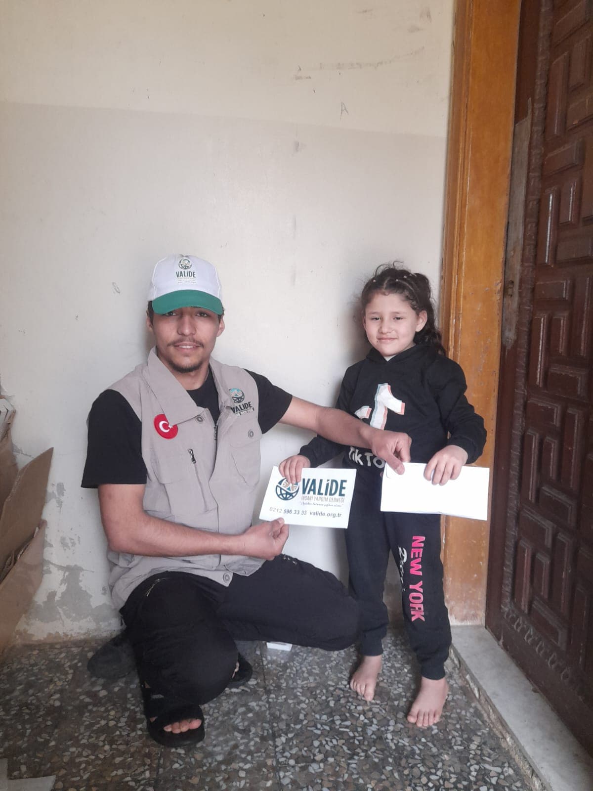 Yetimlerin Yüzü Gülsün Diye!